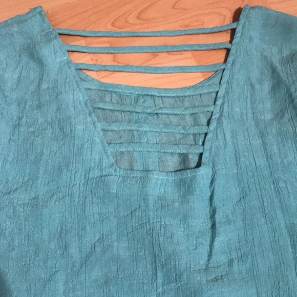 Women’s short sleeve mine top size small - Picture 3 of 5